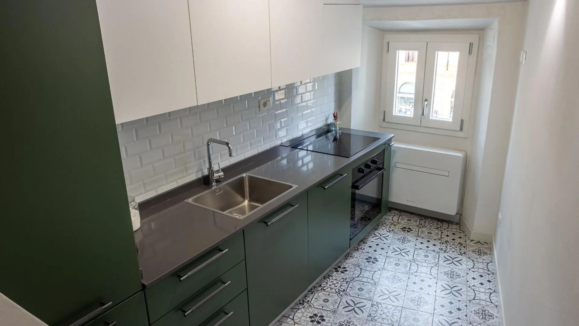 Liberta Bright And Stylish Apartment Florence
